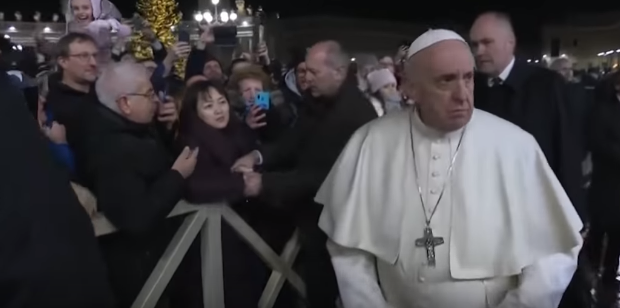 Pope Francis Slaps Woman On New Year, Apologizes The Next Day