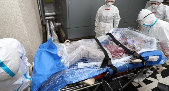 Wuhan Coronavirus: How Contagious Is It? Transmission & Fatality Rates