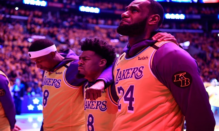 Kobe-Bryant-Staples-Center-LeBron-James