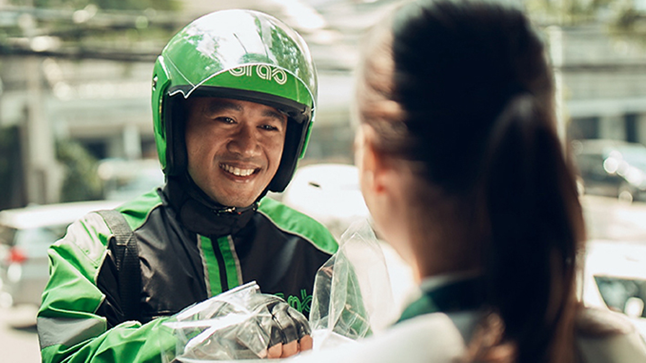 Netizen Shares How Grateful Grab Rider After Called “Sir” For First Time