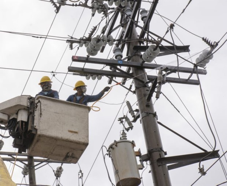 Meralco Exerts Effort And Works Hard To Restore Power After Taal Eruption 6623