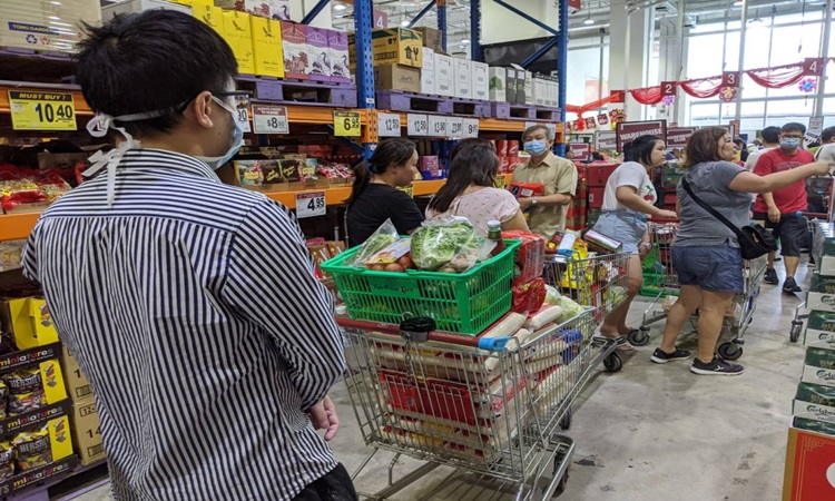Man Gets Paid To Be Personal Grocery Shopper During COVID ...