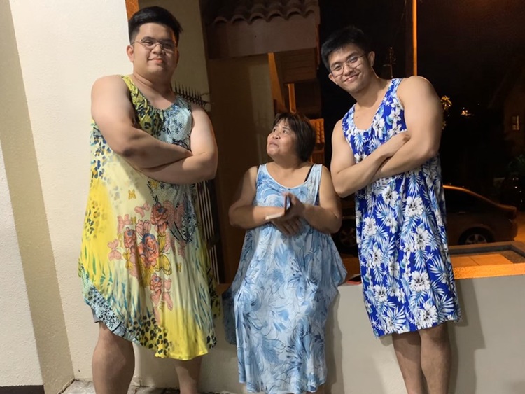 male netizens duster dress