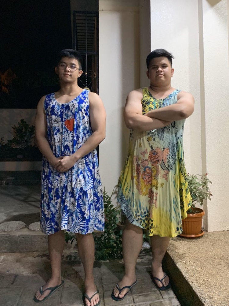 male netizens duster dress