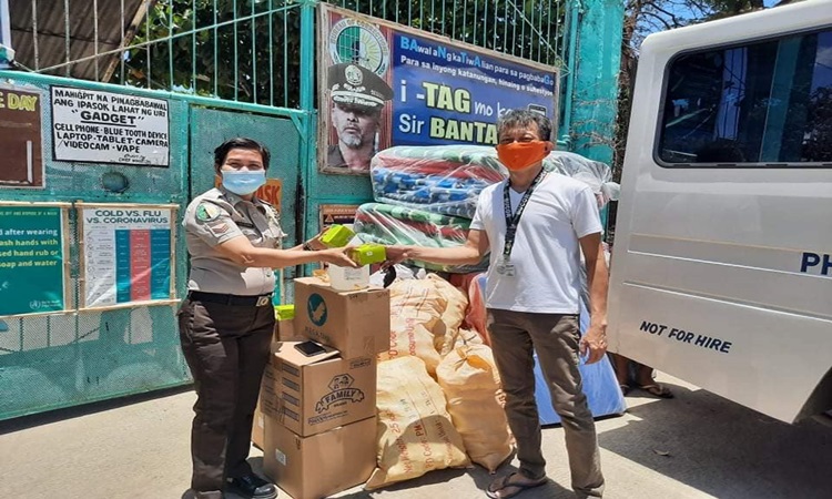 Anonymous Donor Gives 500 Mattresses To Bilibid Inmates