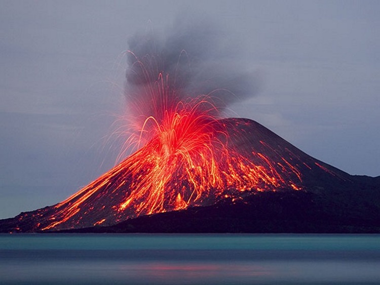 Iceland s Reykjanes Volcanic Activity Rises Krakatoa  