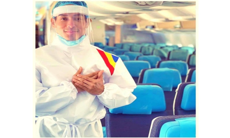 PAL-cabin-crew-1