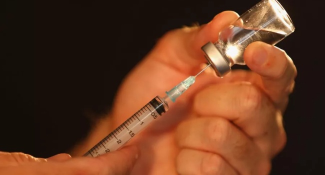 FBI Raids Spa Giving False COVID-19 Aid With High Doses Of Vitamin C