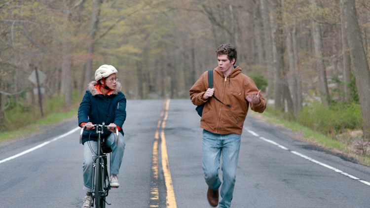 bizarre teen rom com the half of it 1