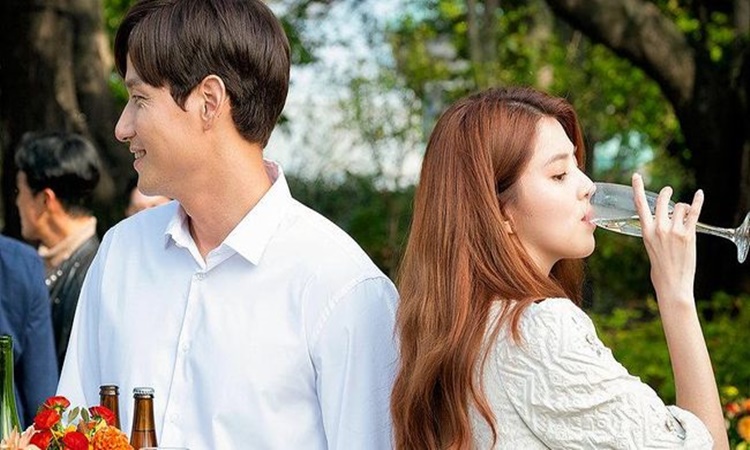 World-Of-The-Married-1-1