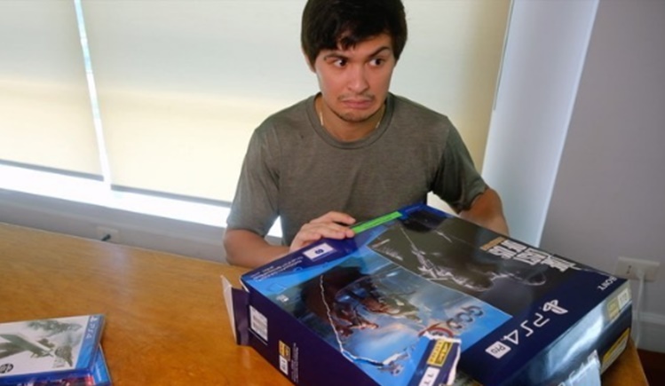 Matteo Guidicelli Reacts To Viral PS4 Pro Unboxing Video