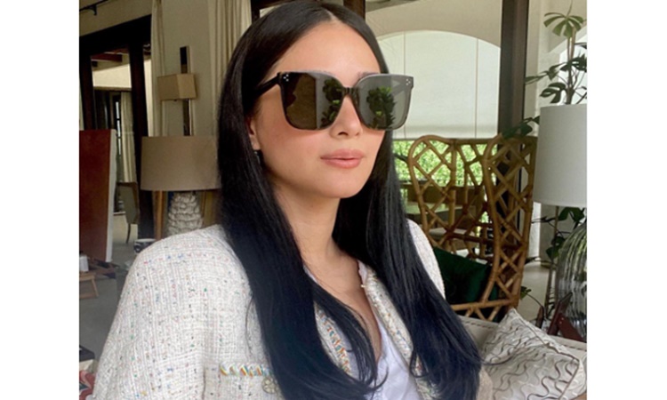 Heart-Evangelista-3