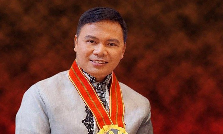 Pastor-Joel-Apolinario