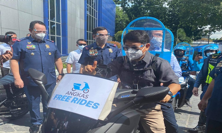 COVID-19-Frontliners-Angkas