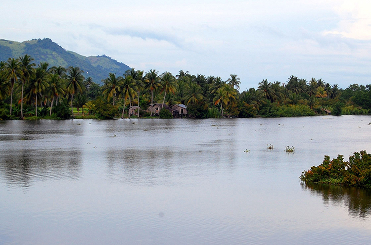 EXAMPLES OF PHILIPPINE RIVERS