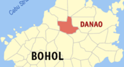 LIGHTNING STRIKE IN DANAO