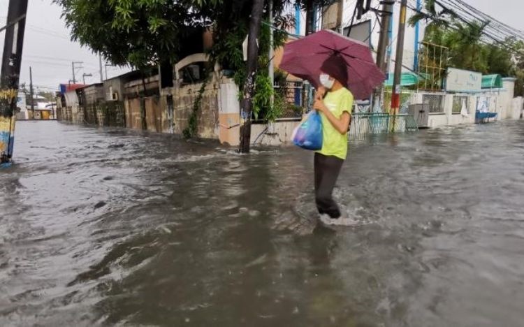 PAGASA Warns Residents Near These Rivers For Possible Flooding & Landslide