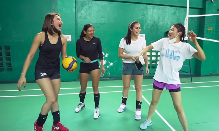Alex-Gonzaga-Alyssa-Valdez-Michele-Gumabao-Rachel-Daquis
