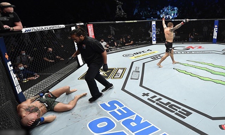 Conor-McGregor-Dustin-Poirier