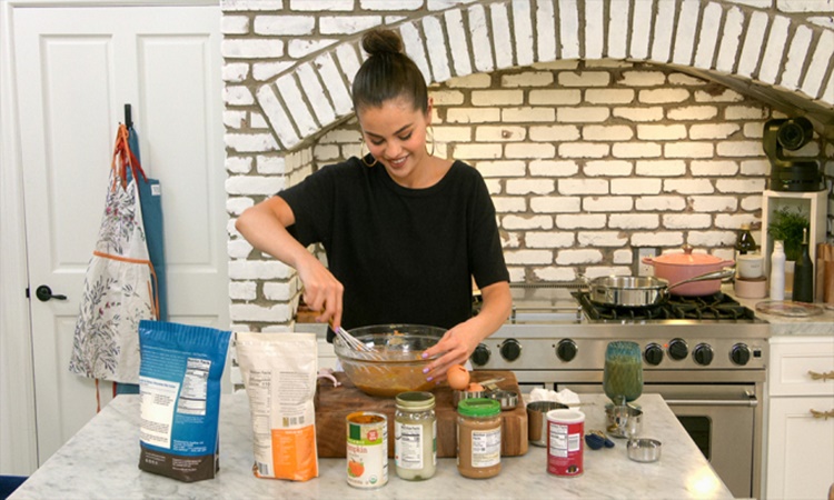 Selena-gomez-adobo-1