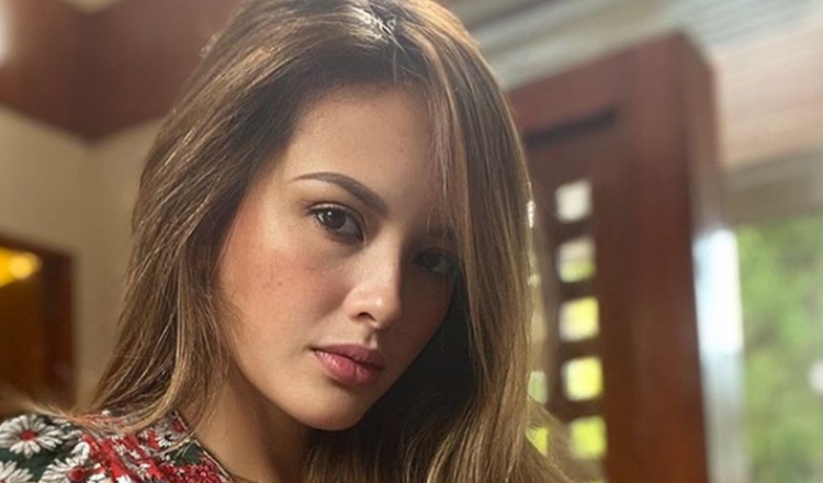 ellen adarna
