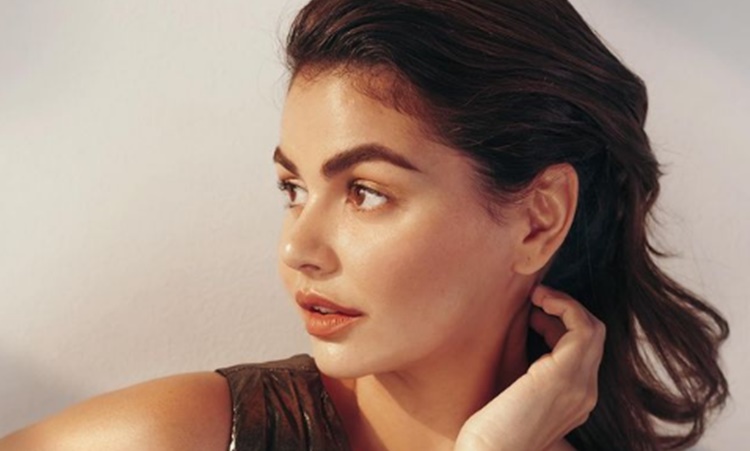 janine gutierrez