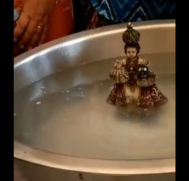 Sto. Niño Statue