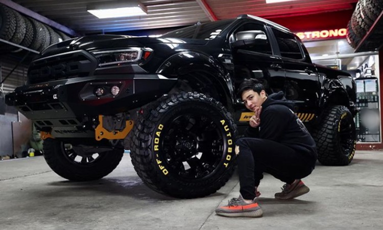 Modified-Ford-Ranger-Truck