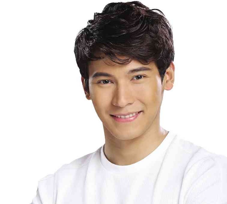 Enchong Dee's Real Name