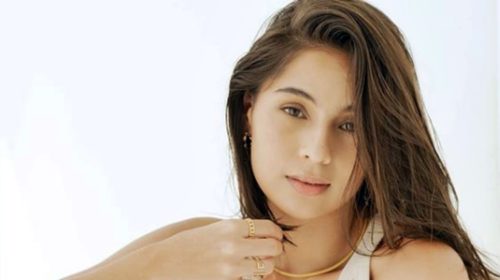 jasmine curtis-smith