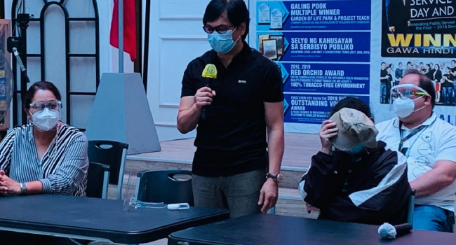 Person Allegedly Selling Vaccination Slots Surrenders To Authorities