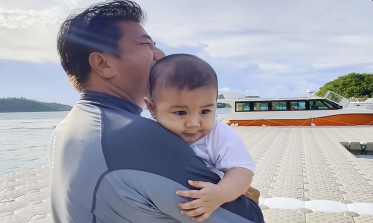 Willie-Revillame-Baby-Gido