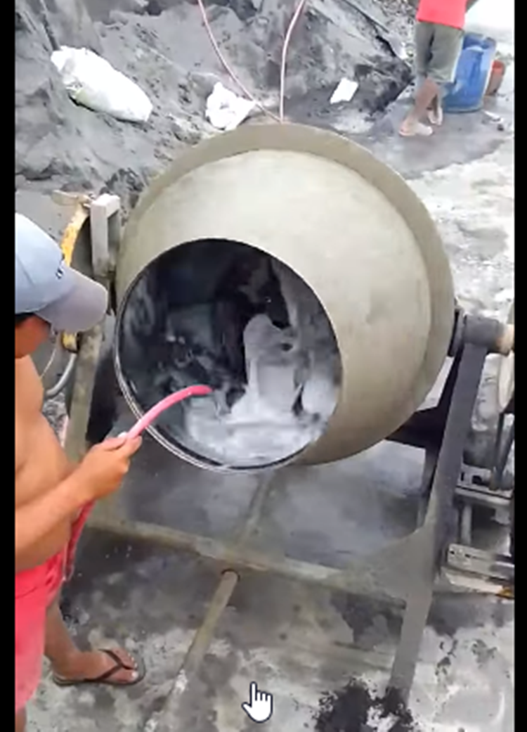 Construction Workers Turns Cement Mixer Into Washing Machine (Video)