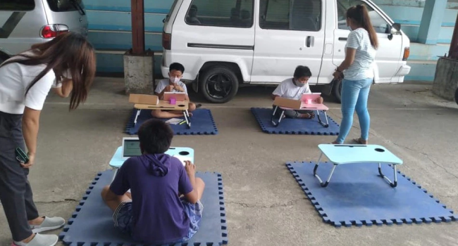 Library Van In Ilocos Norte Provide Learning Opportunities Amid Pandemic