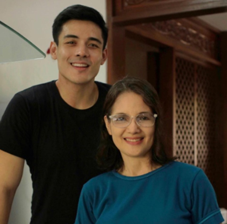 Xian Lim mom shares story about his basketball stint when he was young