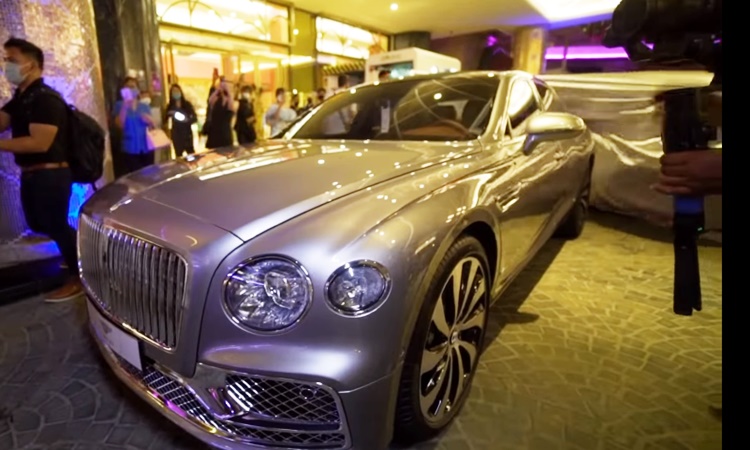 Bentley-Flying-Spur