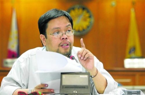 Comelec spokesperson James Jimenez