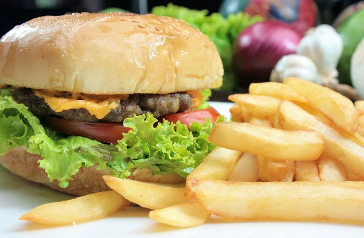 Movie Stars Cafe - Best Restaurants in Manila