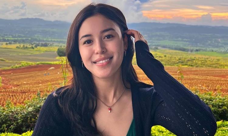 Claudia Barretto Wow Netizens W/ Beauty (Video)