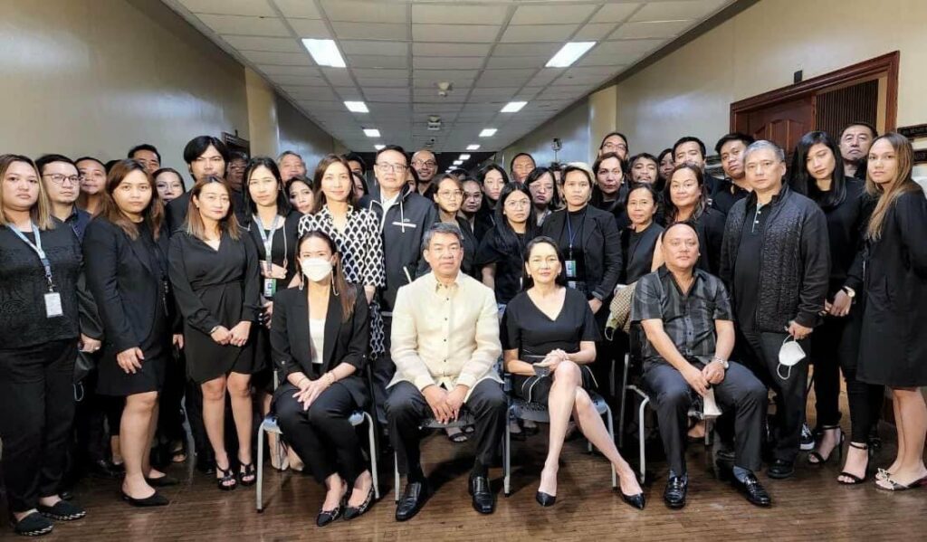 Hontiveros Pimentel Black