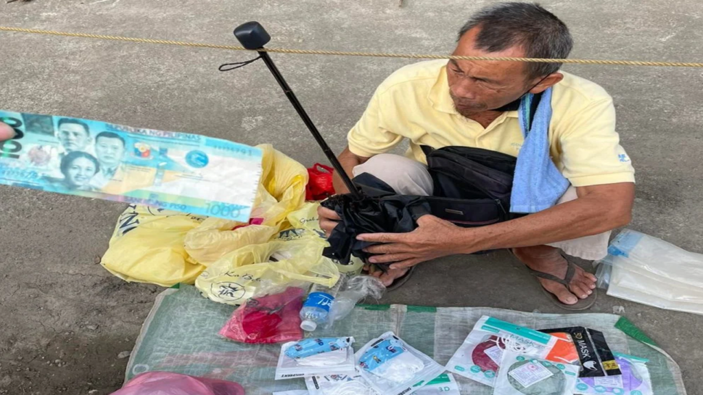 Elderly Vendor Fake Money