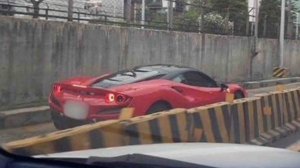 Sports Car EDSA Bus