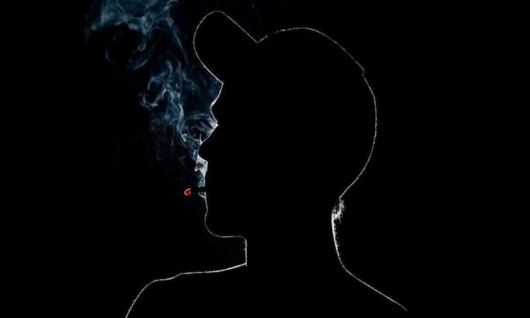 SMOKING-CANNABIS-1
