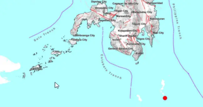 4.5 magnitude tremor Rocks Balut Island