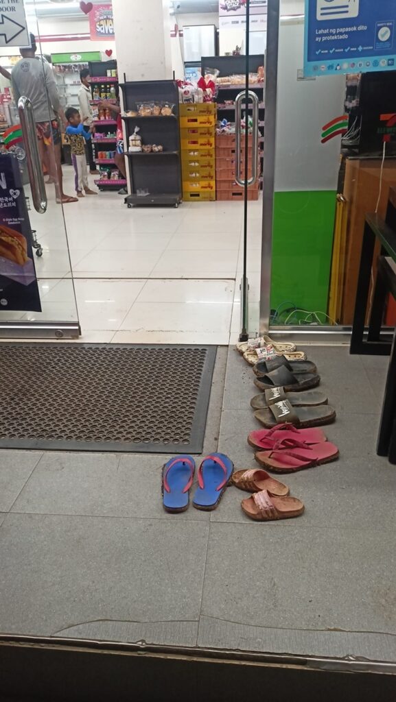Store Employee
