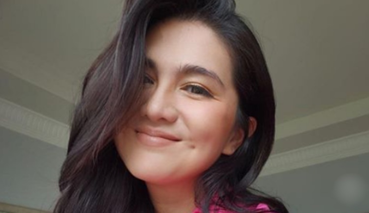 dimples romana