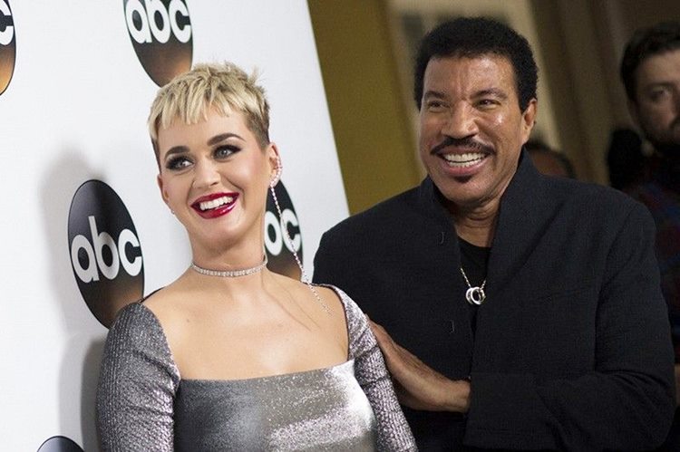 Katy Perry, Lionel Richie Agrees To Perform At King Charles Coronation ...