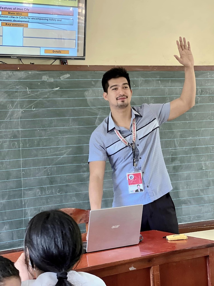 Poging Teacher