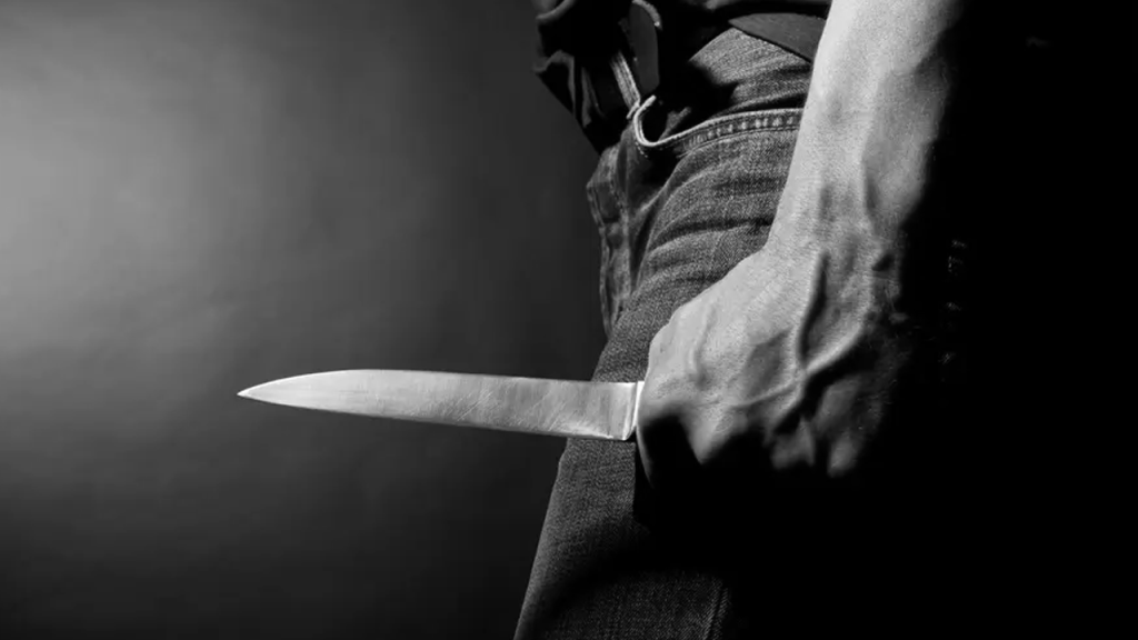 Foreman Extorting Stabbed