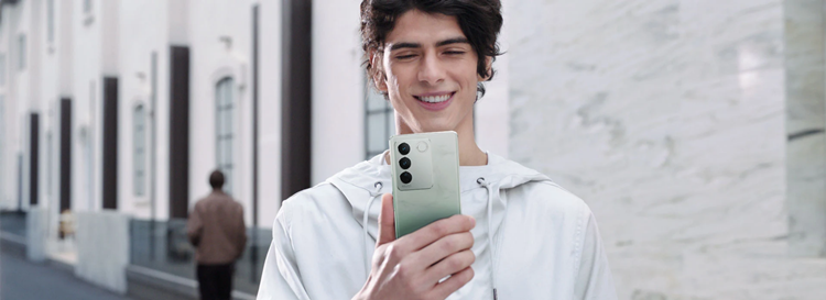 vivo-V27_Lifestyle-Photo